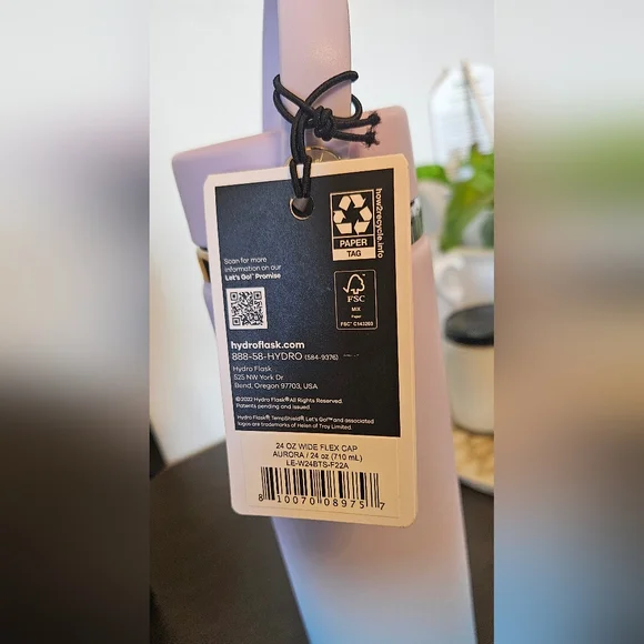 Hydro Flask 24oz Water Bottle - Picture 3 of 5